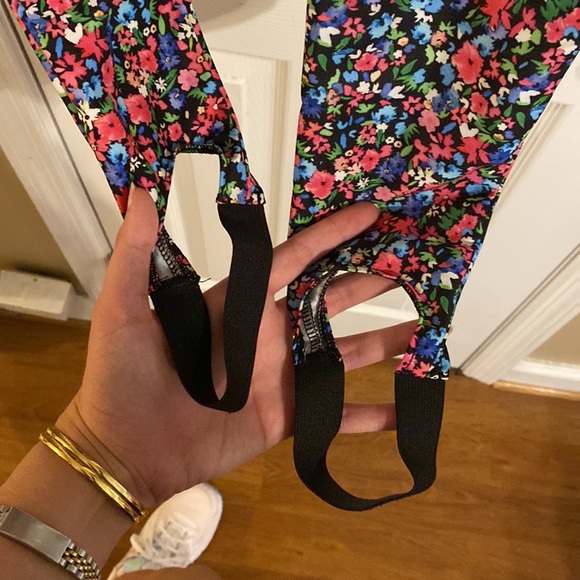 NWOT Zara Floral Stirrup Leggings Large - Picture 7 of 7